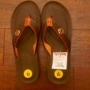 NWT Michael Kors Flip Flop Wedge Sandals Size 9